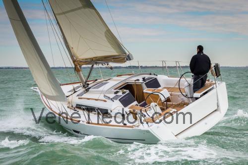 Dufour 350 Tekniset tiedot ja arvostelut 